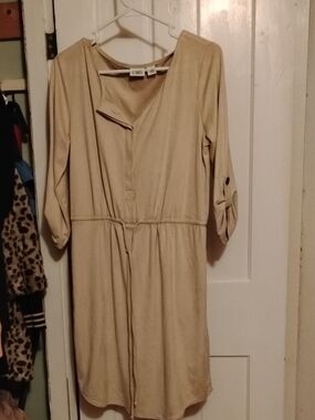 Cato Taupe Long Sleeve Drawstring Waist Dress